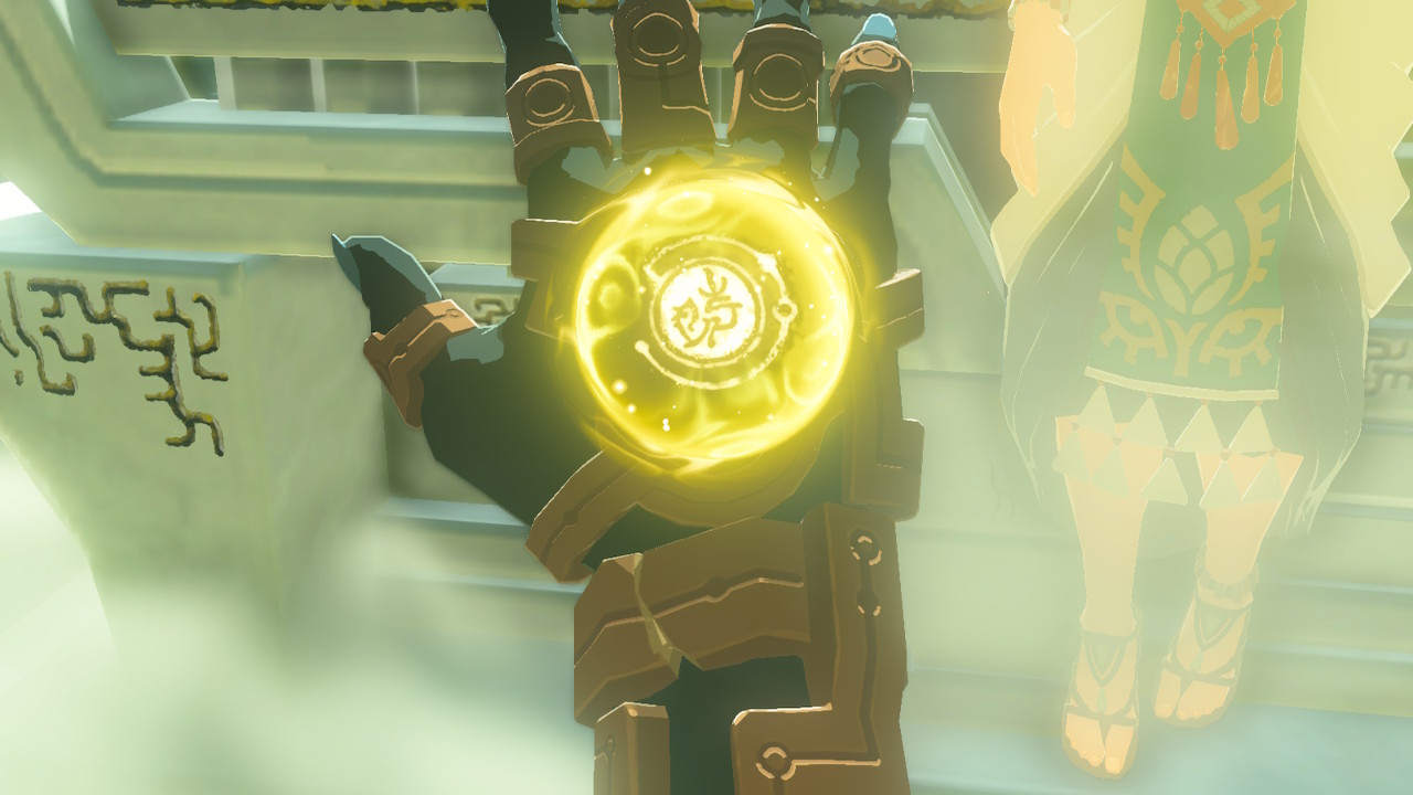 Mark for the Recall power glowing gold on Link's hand